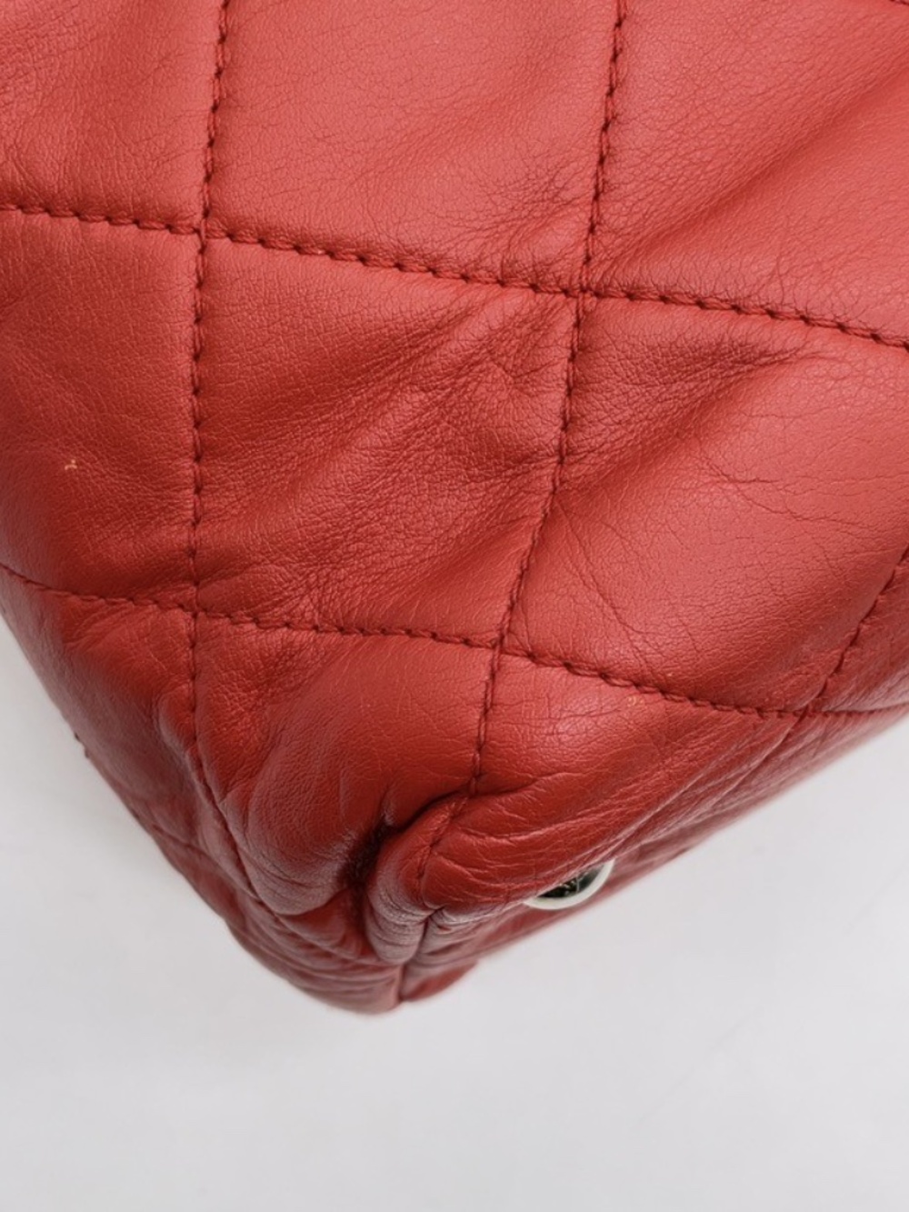 Chanel Coco Red Leather Tote - Picture 8 of 15